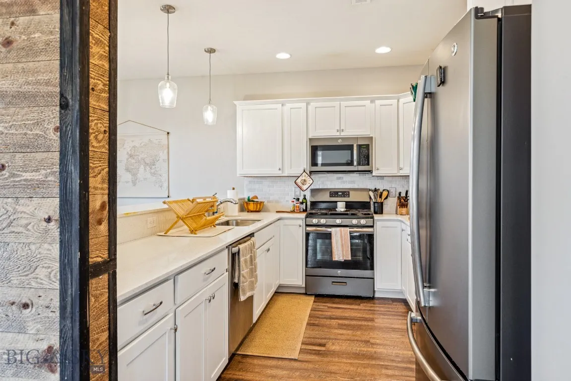3095 Lori Lane, Bozeman, Montana 59718, Bozeman, Montana 59718, 3 Bedrooms Bedrooms, ,1 BathroomBathrooms,Residential,For Sale,3095 Lori Lane, Bozeman, Montana 59718,0,408048