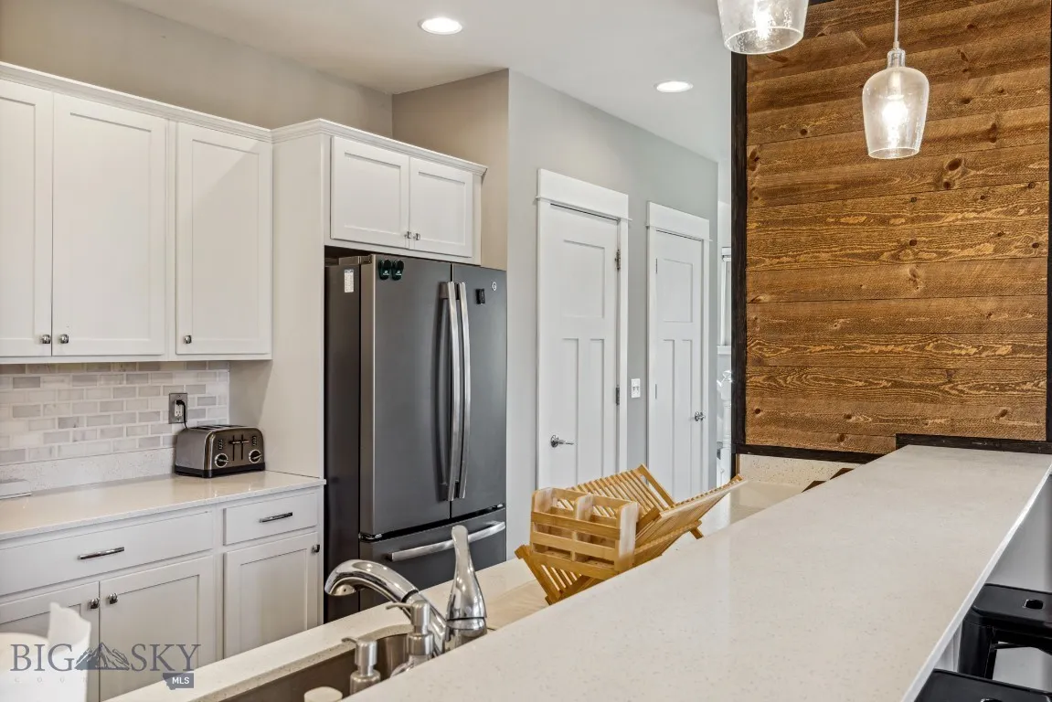 3095 Lori Lane, Bozeman, Montana 59718, Bozeman, Montana 59718, 3 Bedrooms Bedrooms, ,1 BathroomBathrooms,Residential,For Sale,3095 Lori Lane, Bozeman, Montana 59718,0,408048
