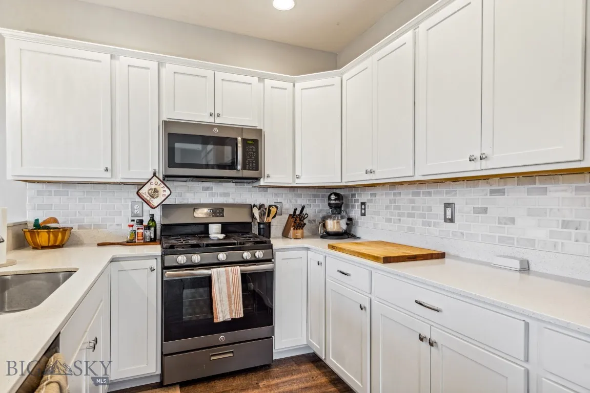 3095 Lori Lane, Bozeman, Montana 59718, Bozeman, Montana 59718, 3 Bedrooms Bedrooms, ,1 BathroomBathrooms,Residential,For Sale,3095 Lori Lane, Bozeman, Montana 59718,0,408048