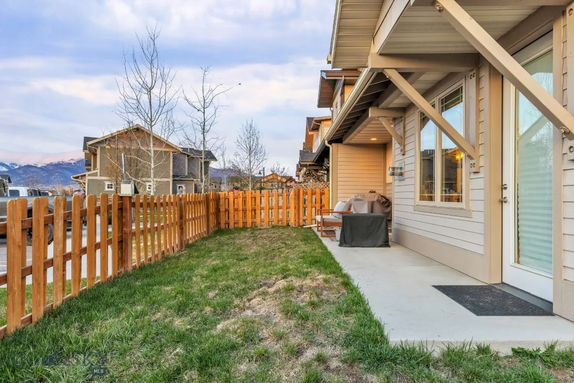 3095 Lori Lane, Bozeman, Montana 59718, Bozeman, Montana 59718, 3 Bedrooms Bedrooms, ,1 BathroomBathrooms,Residential,For Sale,3095 Lori Lane, Bozeman, Montana 59718,0,408048