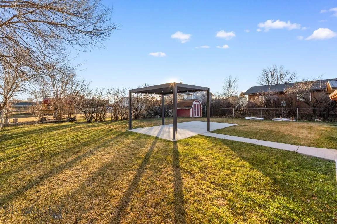 92 E Rosebud Avenue, Belgrade, Montana 59714, Belgrade, Montana 59714, 3 Bedrooms Bedrooms, ,2 BathroomsBathrooms,Residential,For Sale,92 E Rosebud Avenue, Belgrade, Montana 59714,0,408065