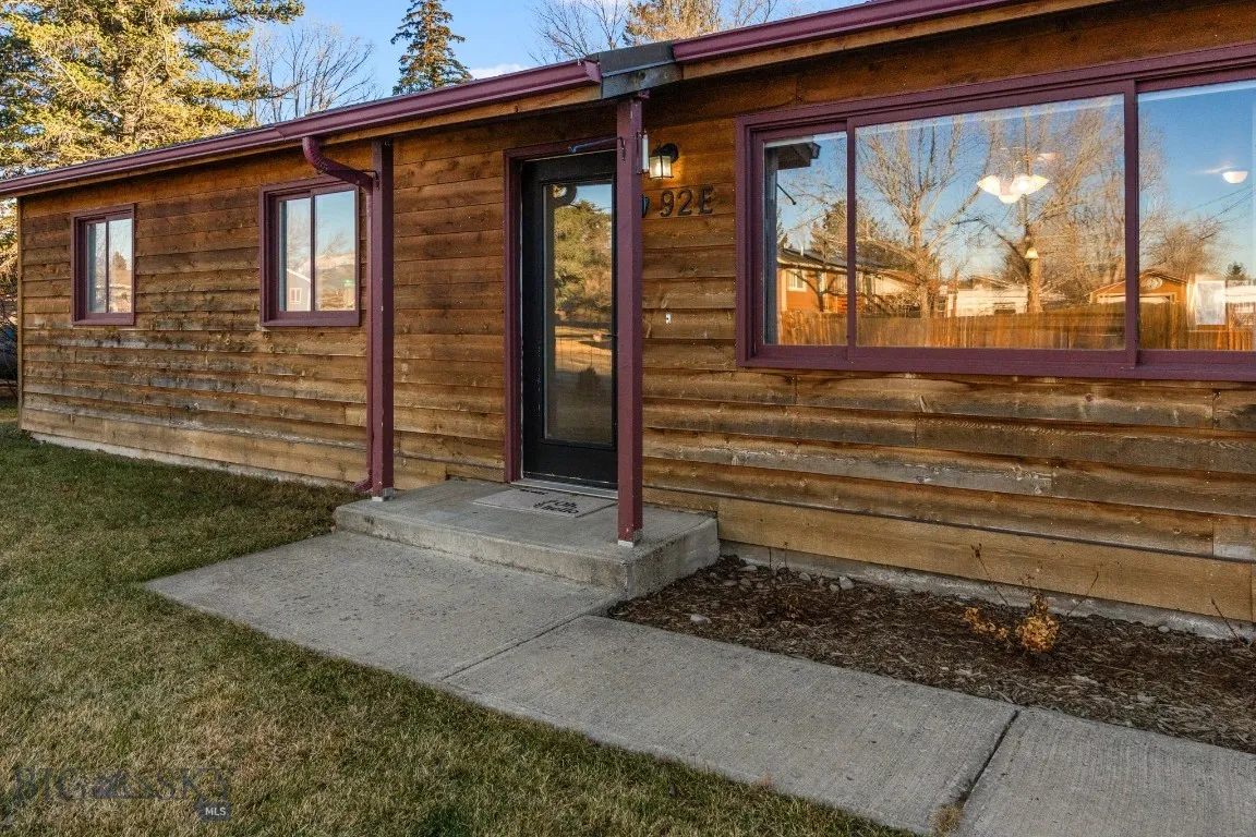 92 E Rosebud Avenue, Belgrade, Montana 59714, Belgrade, Montana 59714, 3 Bedrooms Bedrooms, ,2 BathroomsBathrooms,Residential,For Sale,92 E Rosebud Avenue, Belgrade, Montana 59714,0,408065