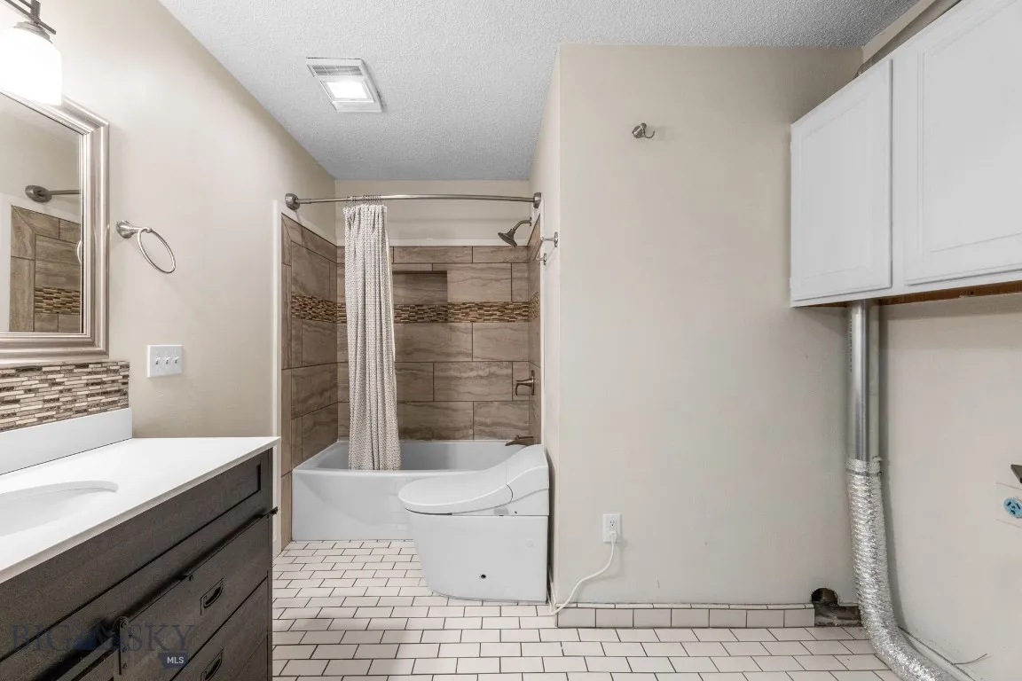 92 E Rosebud Avenue, Belgrade, Montana 59714, Belgrade, Montana 59714, 3 Bedrooms Bedrooms, ,2 BathroomsBathrooms,Residential,For Sale,92 E Rosebud Avenue, Belgrade, Montana 59714,0,408065