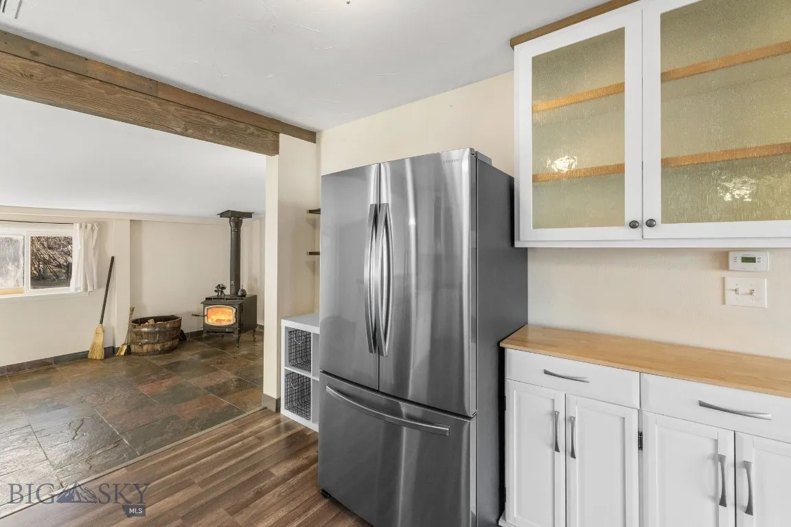 92 E Rosebud Avenue, Belgrade, Montana 59714, Belgrade, Montana 59714, 3 Bedrooms Bedrooms, ,2 BathroomsBathrooms,Residential,For Sale,92 E Rosebud Avenue, Belgrade, Montana 59714,0,408065