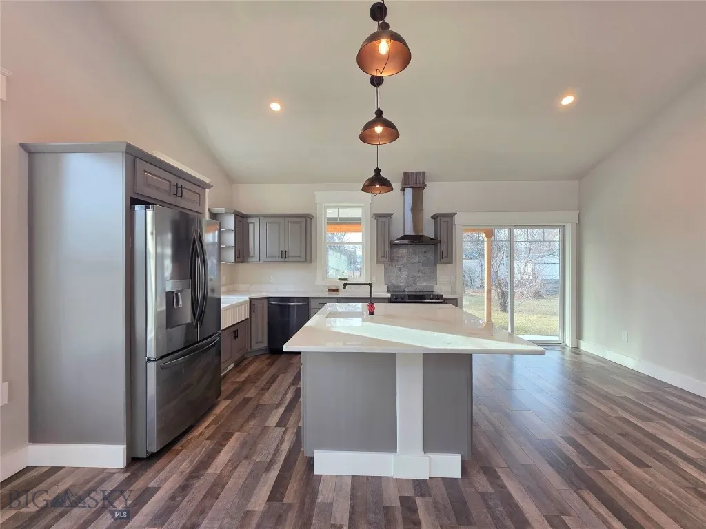 509 Broadway Street, Willow Creek, Montana 59760, Willow Creek, Montana 59760, 4 Bedrooms Bedrooms, ,2 BathroomsBathrooms,Residential,For Sale,509 Broadway Street, Willow Creek, Montana 59760,0,408092