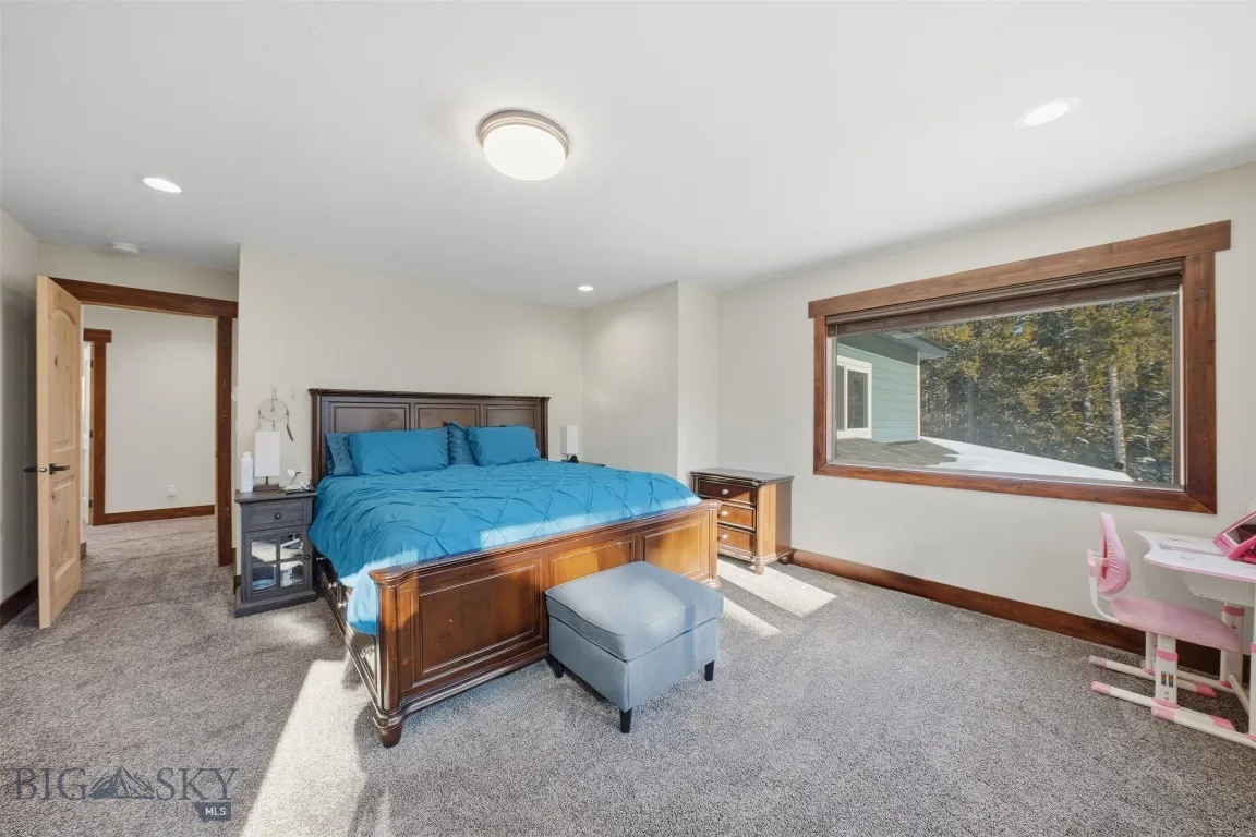 Primary suite