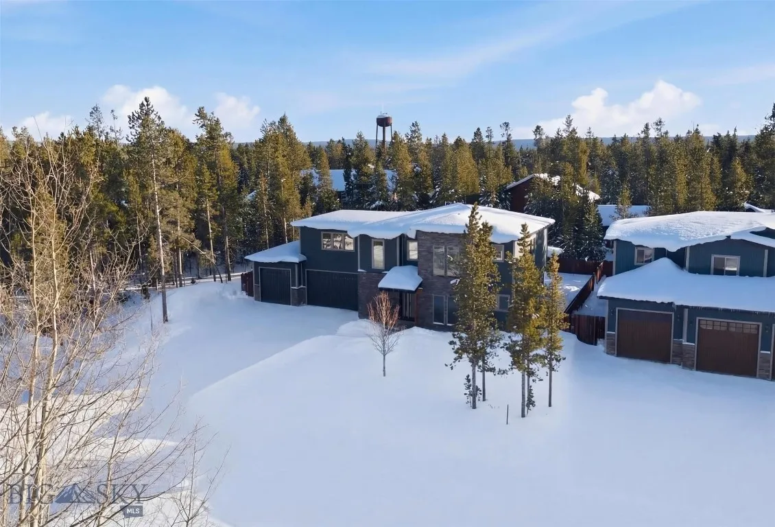 528 Gallatin Avenue, West Yellowstone, Montana 597, West Yellowstone, Montana 59758, 5 Bedrooms Bedrooms, ,3 BathroomsBathrooms,Residential,For Sale,528 Gallatin Avenue, West Yellowstone, Montana 597,0,408180