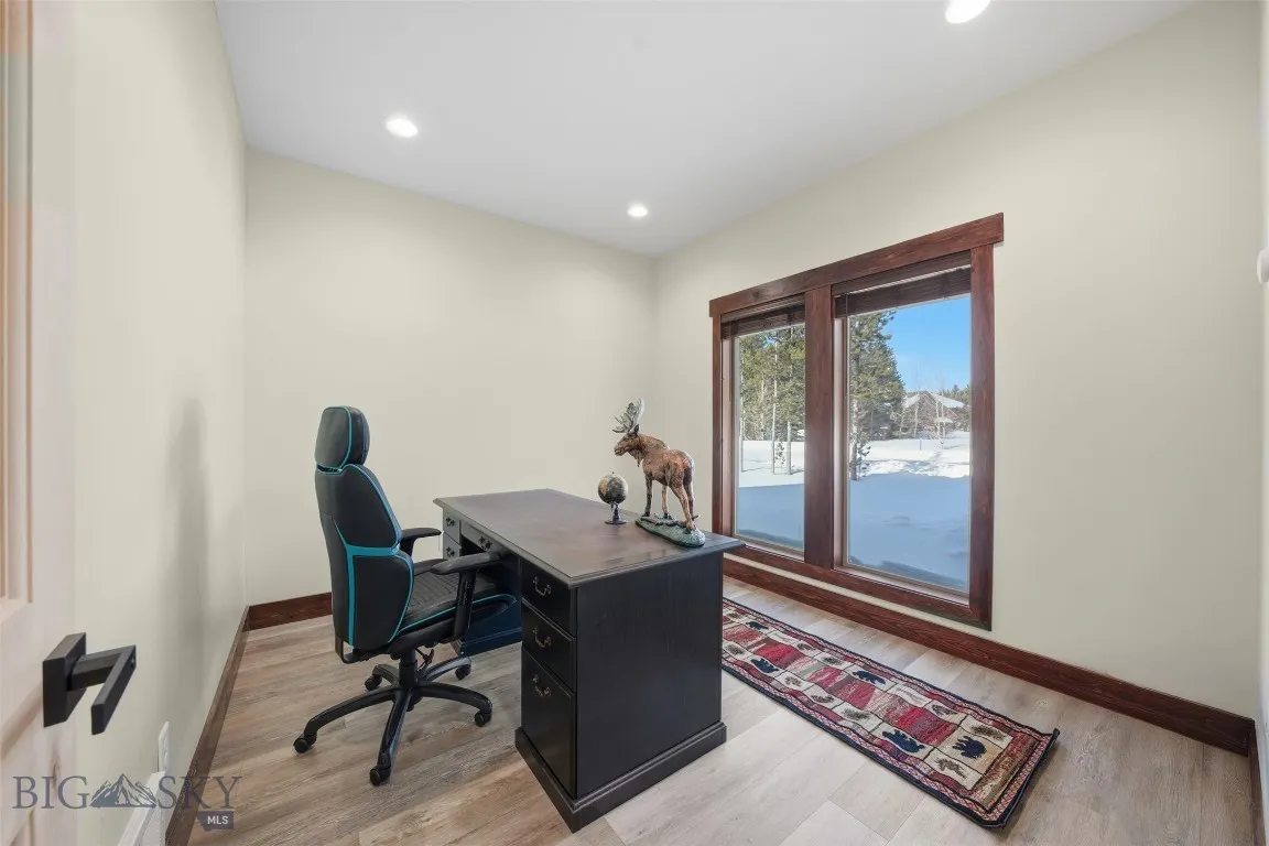 Office/den