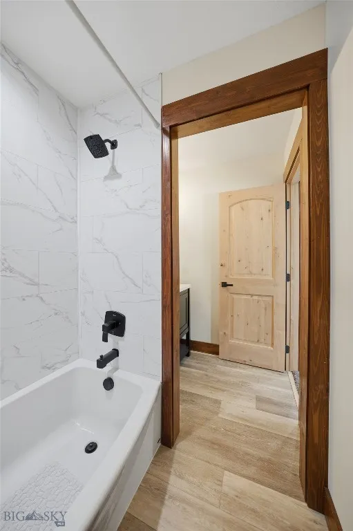 Upstairs full bath