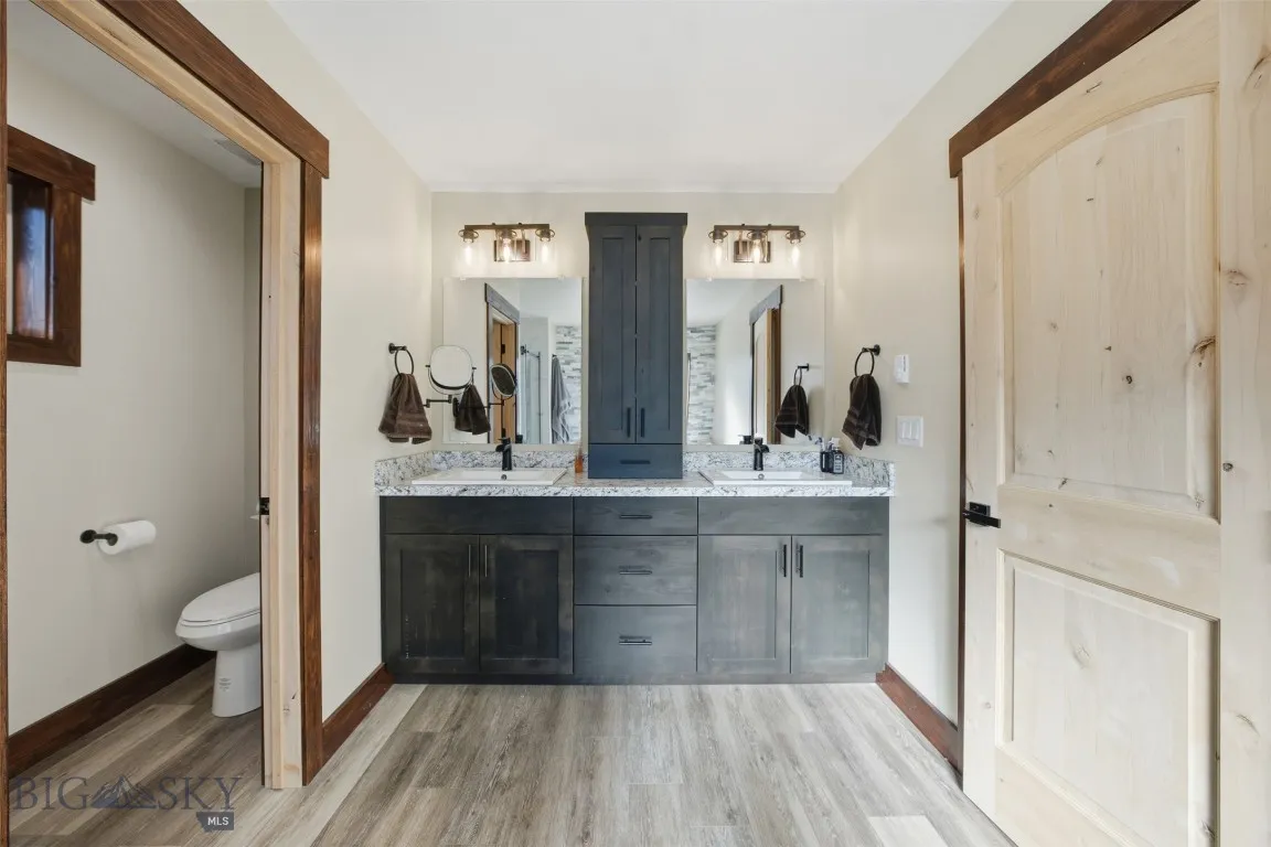 Primary suite bathroom