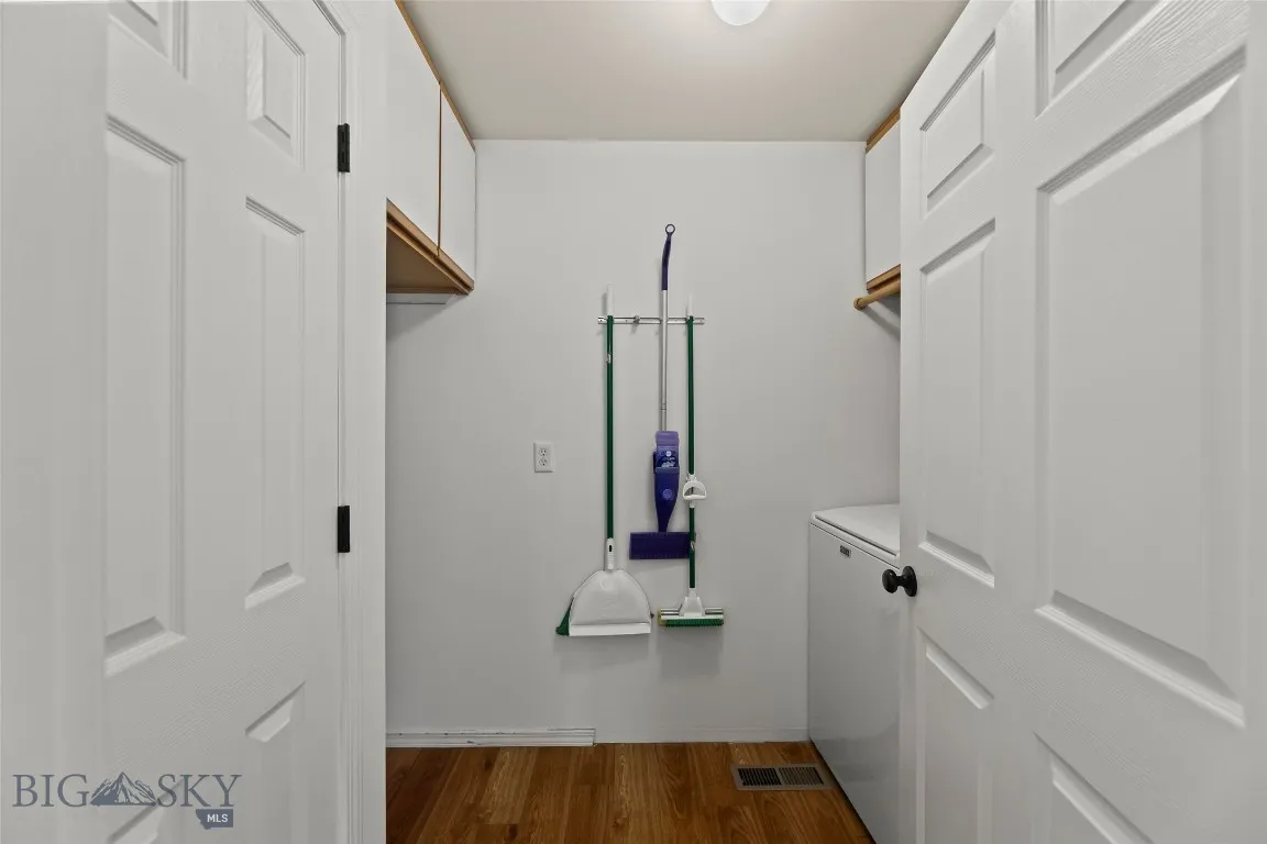 3016 W Villard 2b, Bozeman, Montana 59718, Bozeman, Montana 59718, 3 Bedrooms Bedrooms, ,2 BathroomsBathrooms,Residential,For Sale,3016 W Villard 2b, Bozeman, Montana 59718,0,408208