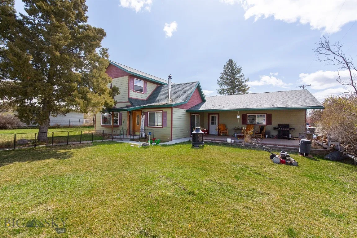 106 E Hamilton Street, Sheridan, Montana 59749, Sheridan, Montana 59749, 3 Bedrooms Bedrooms, ,2 BathroomsBathrooms,Residential,For Sale,106 E Hamilton Street, Sheridan, Montana 59749,0,408374