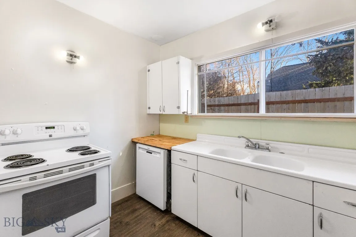 309 E Beall, Bozeman, Montana 59715, Bozeman, Montana 59715, 2 Bedrooms Bedrooms, ,1 BathroomBathrooms,Residential,For Sale,309 E Beall, Bozeman, Montana 59715,0,408364