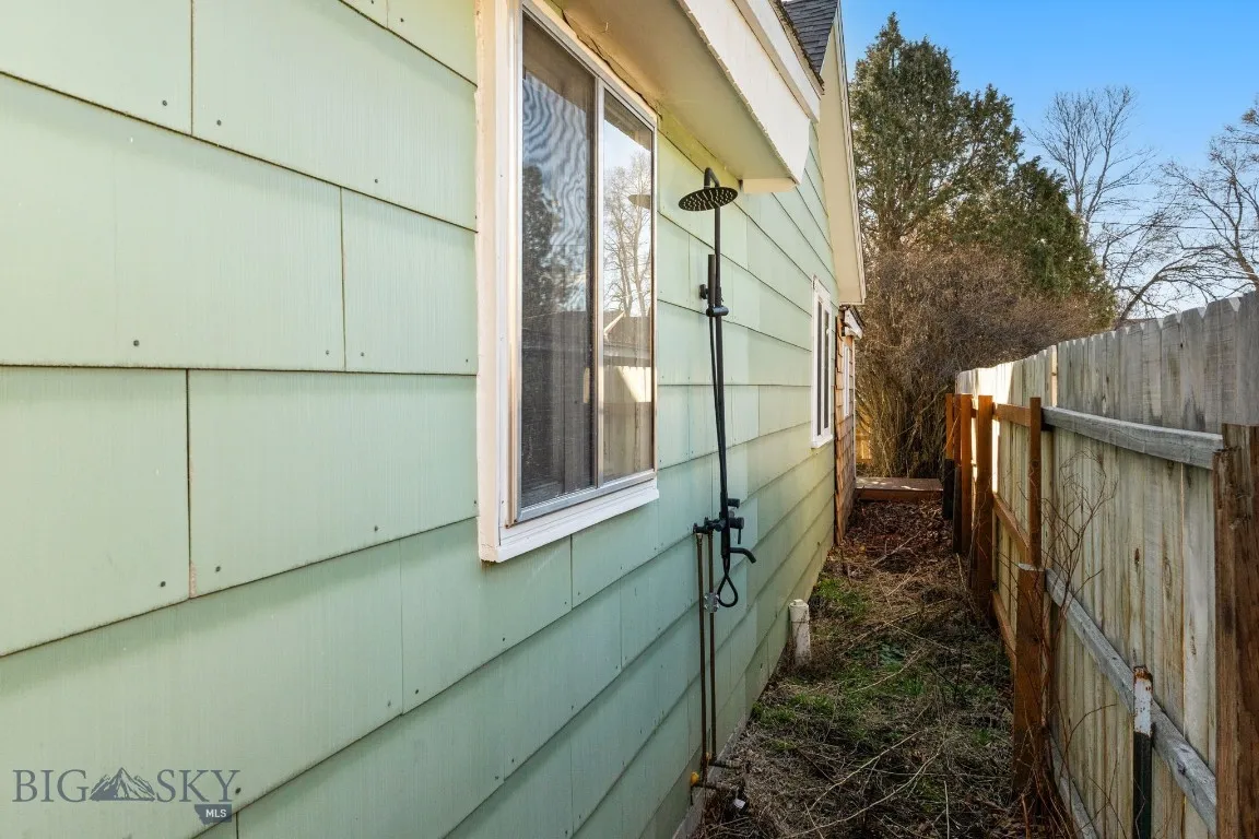 309 E Beall, Bozeman, Montana 59715, Bozeman, Montana 59715, 2 Bedrooms Bedrooms, ,1 BathroomBathrooms,Residential,For Sale,309 E Beall, Bozeman, Montana 59715,0,408364