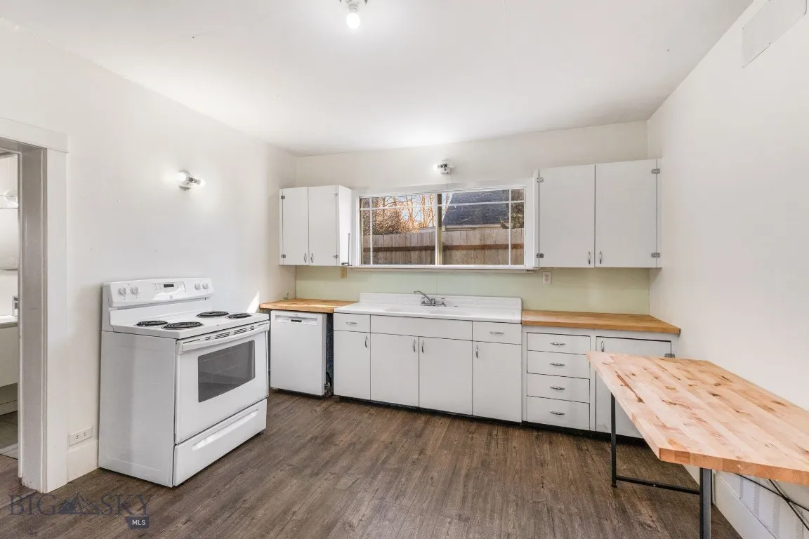 309 E Beall, Bozeman, Montana 59715, Bozeman, Montana 59715, 2 Bedrooms Bedrooms, ,1 BathroomBathrooms,Residential,For Sale,309 E Beall, Bozeman, Montana 59715,0,408364