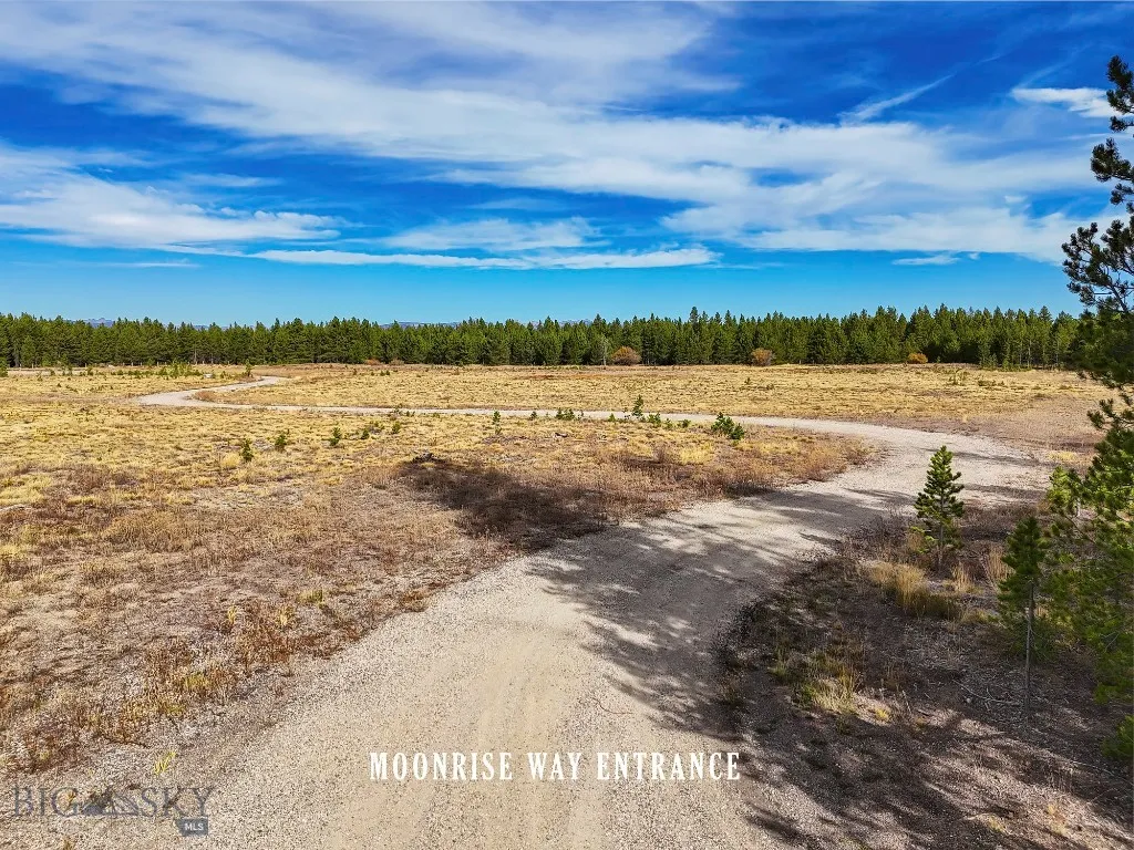 1111 Moonrise Way, West Yellowstone, Montana 59758, West Yellowstone, Montana 59758, ,Commercial Sale,For Sale,1111 Moonrise Way, West Yellowstone, Montana 59758,0,408230