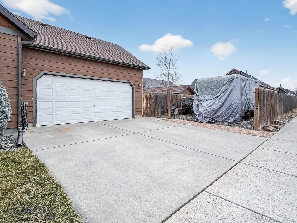 4526 Glenwood, Bozeman, Montana 59718, Bozeman, Montana 59718, 3 Bedrooms Bedrooms, ,2 BathroomsBathrooms,Residential,For Sale,4526 Glenwood, Bozeman, Montana 59718,0,408292