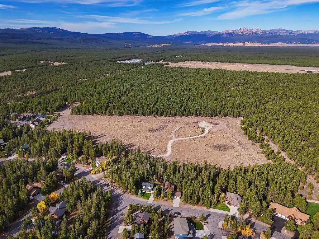 1111 Moonrise Way, West Yellowstone, Montana 59758, West Yellowstone, Montana 59758, ,Land,For Sale,1111 Moonrise Way, West Yellowstone, Montana 59758,0,408579