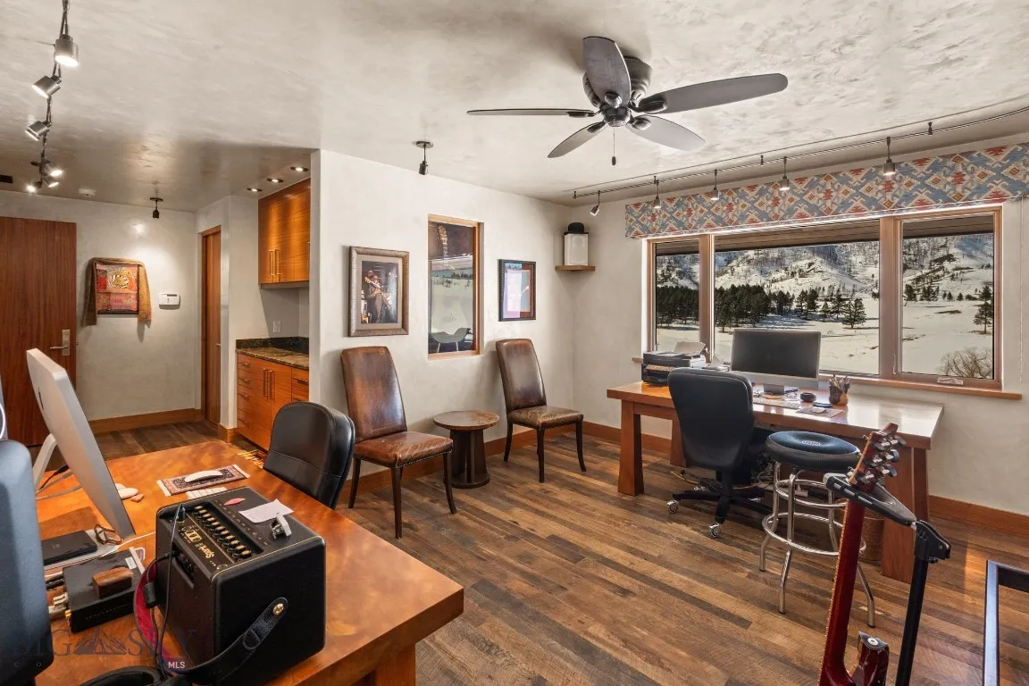 7180 Tepee Ridge Road, Bozeman, Montana 59715, Bozeman, Montana 59715, 3 Bedrooms Bedrooms, ,1 BathroomBathrooms,Residential,For Sale,7180 Tepee Ridge Road, Bozeman, Montana 59715,0,408567