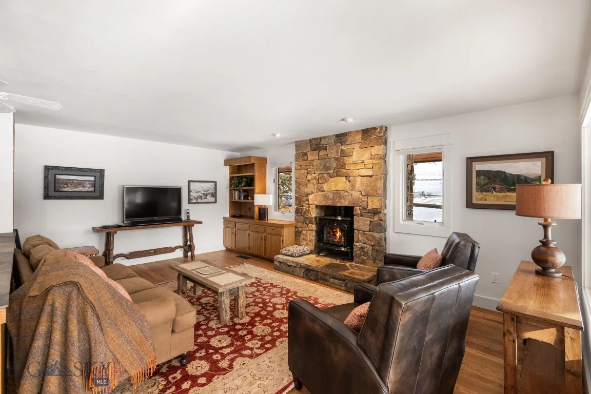 7180 Tepee Ridge Road, Bozeman, Montana 59715, Bozeman, Montana 59715, 3 Bedrooms Bedrooms, ,1 BathroomBathrooms,Residential,For Sale,7180 Tepee Ridge Road, Bozeman, Montana 59715,0,408567