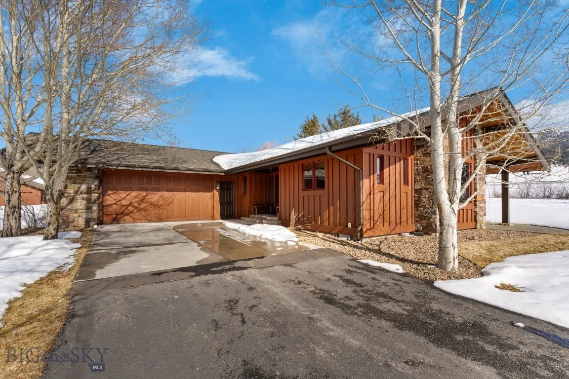 7180 Tepee Ridge Road, Bozeman, Montana 59715, Bozeman, Montana 59715, 3 Bedrooms Bedrooms, ,1 BathroomBathrooms,Residential,For Sale,7180 Tepee Ridge Road, Bozeman, Montana 59715,0,408567