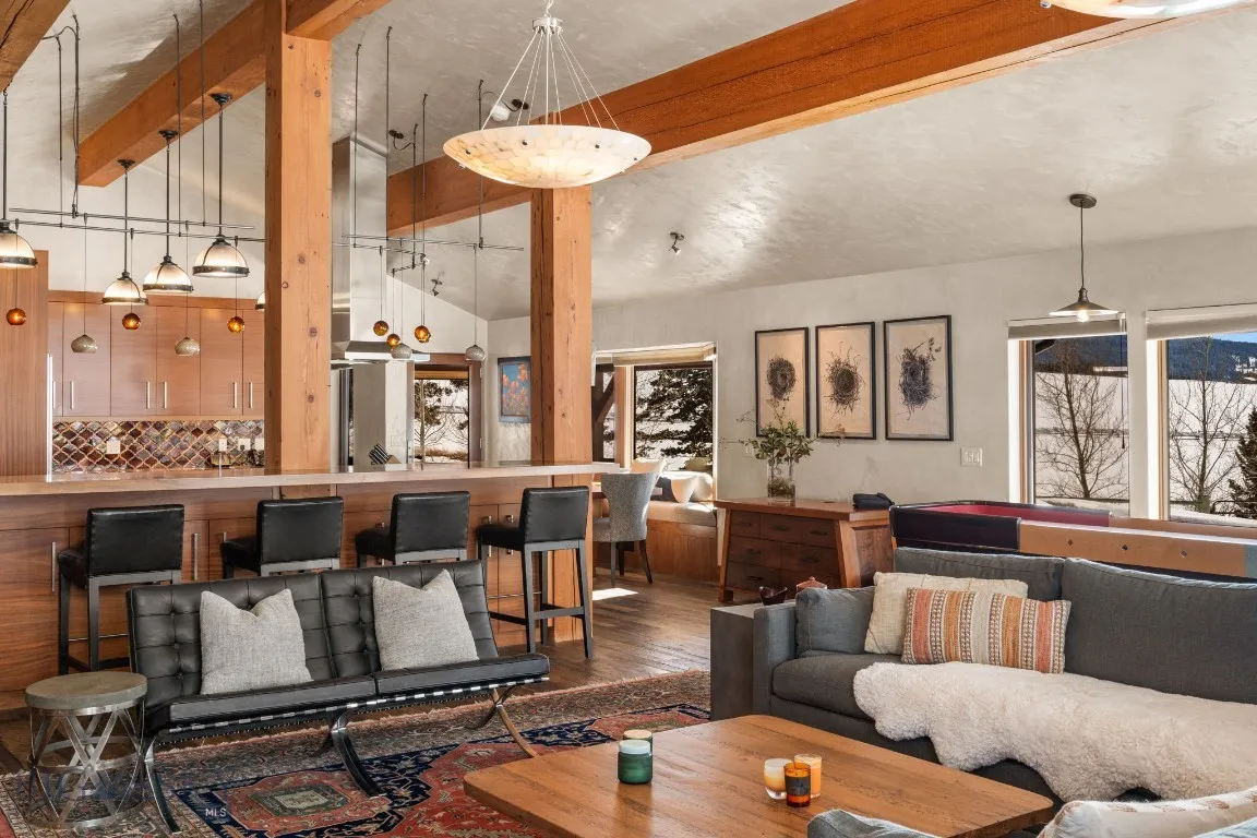 7180 Tepee Ridge Road, Bozeman, Montana 59715, Bozeman, Montana 59715, 3 Bedrooms Bedrooms, ,1 BathroomBathrooms,Residential,For Sale,7180 Tepee Ridge Road, Bozeman, Montana 59715,0,408567