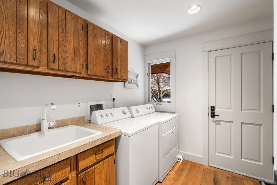 7180 Tepee Ridge Road, Bozeman, Montana 59715, Bozeman, Montana 59715, 3 Bedrooms Bedrooms, ,1 BathroomBathrooms,Residential,For Sale,7180 Tepee Ridge Road, Bozeman, Montana 59715,0,408567