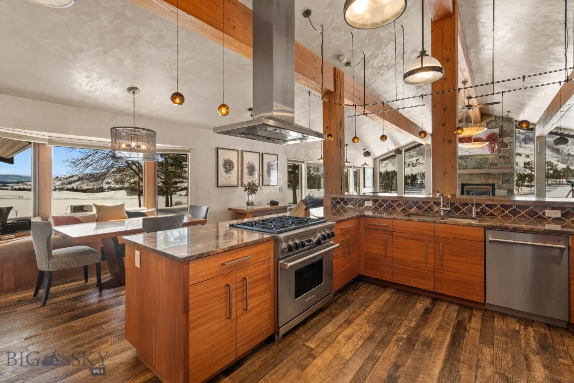 7180 Tepee Ridge Road, Bozeman, Montana 59715, Bozeman, Montana 59715, 3 Bedrooms Bedrooms, ,1 BathroomBathrooms,Residential,For Sale,7180 Tepee Ridge Road, Bozeman, Montana 59715,0,408567