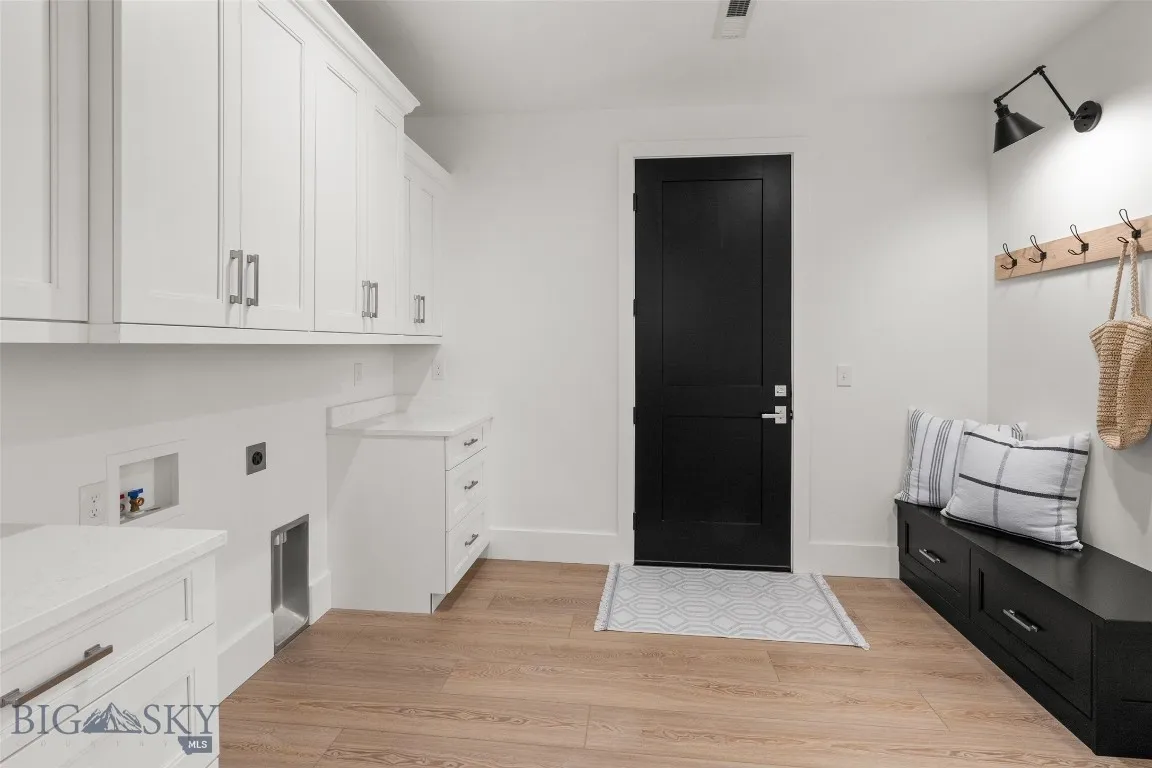 94 Snowcat Drive, Bozeman, Montana 59715, Bozeman, Montana 59715, 5 Bedrooms Bedrooms, ,4 BathroomsBathrooms,Residential,For Sale,94 Snowcat Drive, Bozeman, Montana 59715,0,408688