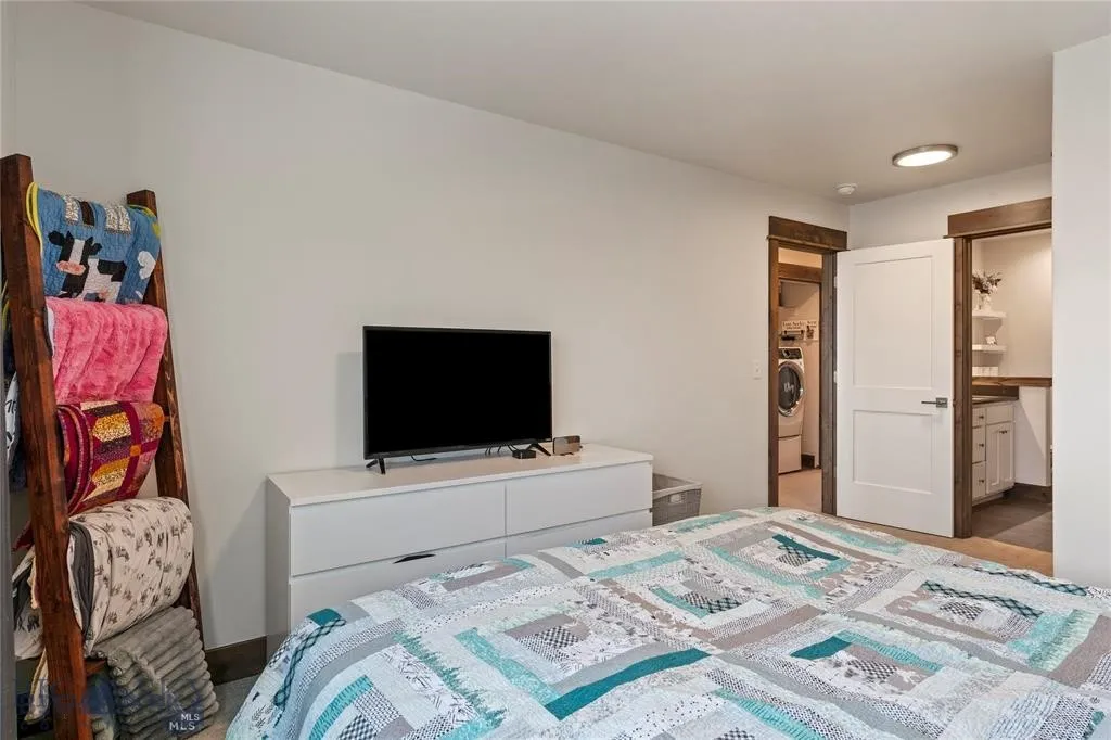 1140 Baxter Creek Way B, Bozeman, Montana 59718, Bozeman, Montana 59718, 3 Bedrooms Bedrooms, ,2 BathroomsBathrooms,Residential,For Sale,1140 Baxter Creek Way B, Bozeman, Montana 59718,0,408719