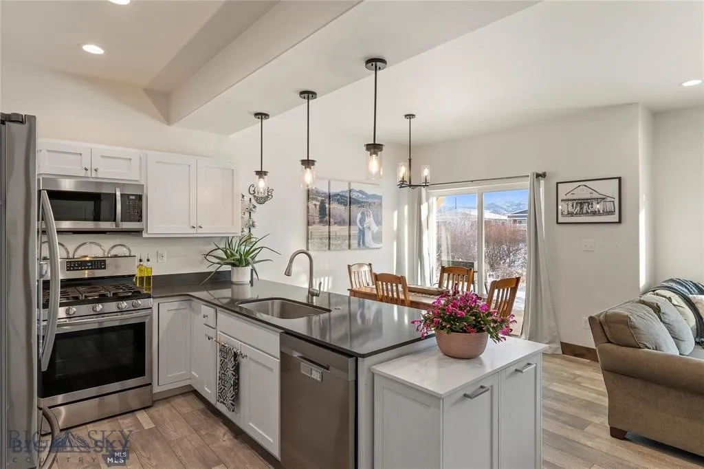 1140 Baxter Creek Way B, Bozeman, Montana 59718, Bozeman, Montana 59718, 3 Bedrooms Bedrooms, ,2 BathroomsBathrooms,Residential,For Sale,1140 Baxter Creek Way B, Bozeman, Montana 59718,0,408719