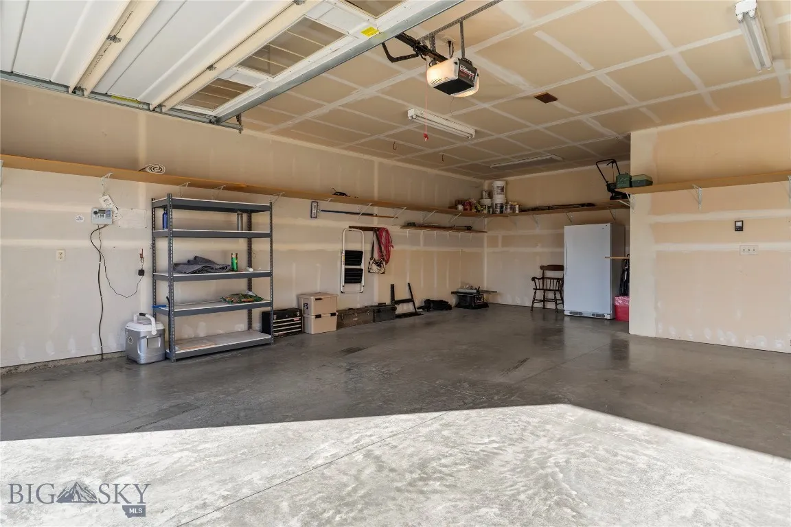 garage