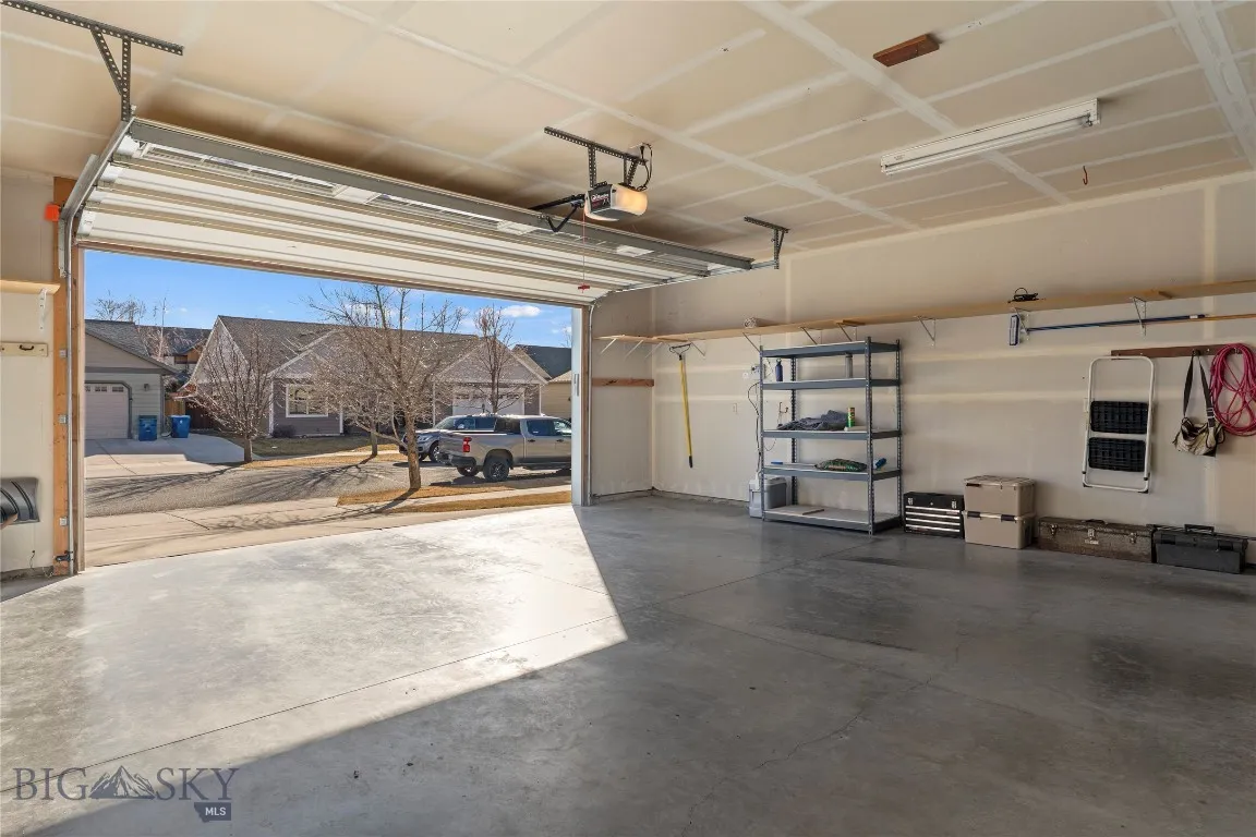 garage