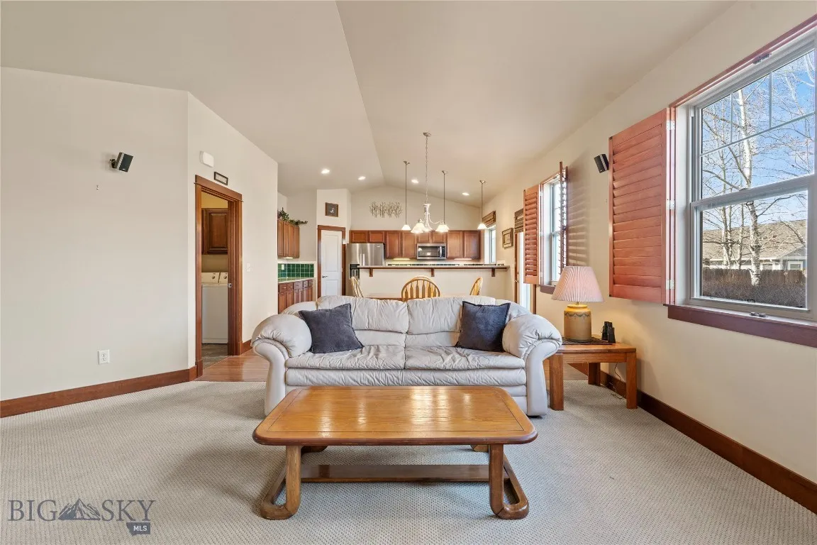 living room/ kitchen