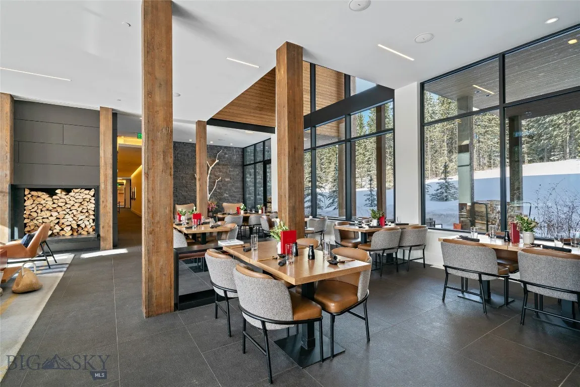 3 Forks Restaurant (LakeLodge Amenity)