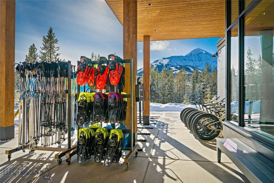 Gear Rental (LakeLodge Amenity)