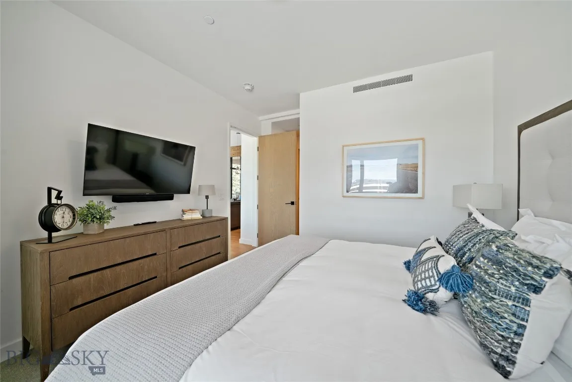 4 Boathouse Way Way R-1/201, Big Sky, Montana 5971, Big Sky, Montana 59716, 3 Bedrooms Bedrooms, ,3 BathroomsBathrooms,Residential,For Sale,4 Boathouse Way Way R-1/201, Big Sky, Montana 5971,0,408644