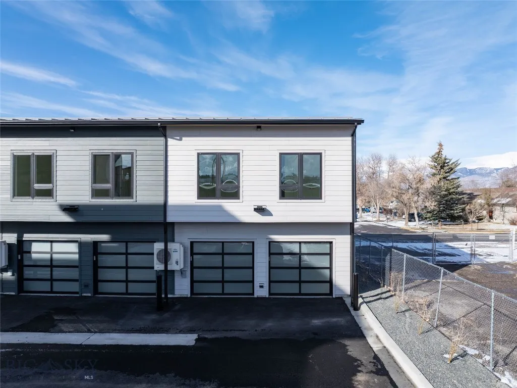 1608 W Beall Street F, Bozeman, Montana 59715, Bozeman, Montana 59715, 2 Bedrooms Bedrooms, ,2 BathroomsBathrooms,Residential,For Sale,1608 W Beall Street F, Bozeman, Montana 59715,0,408903