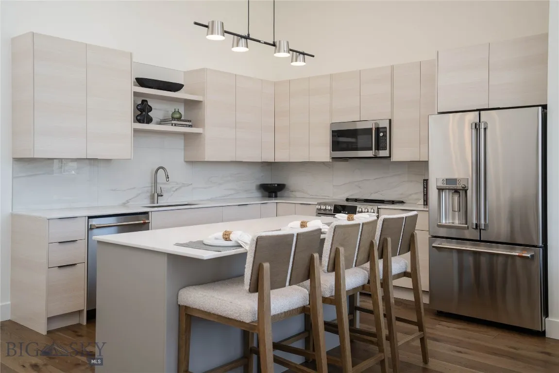 1608 W Beall Street F, Bozeman, Montana 59715, Bozeman, Montana 59715, 2 Bedrooms Bedrooms, ,2 BathroomsBathrooms,Residential,For Sale,1608 W Beall Street F, Bozeman, Montana 59715,0,408903