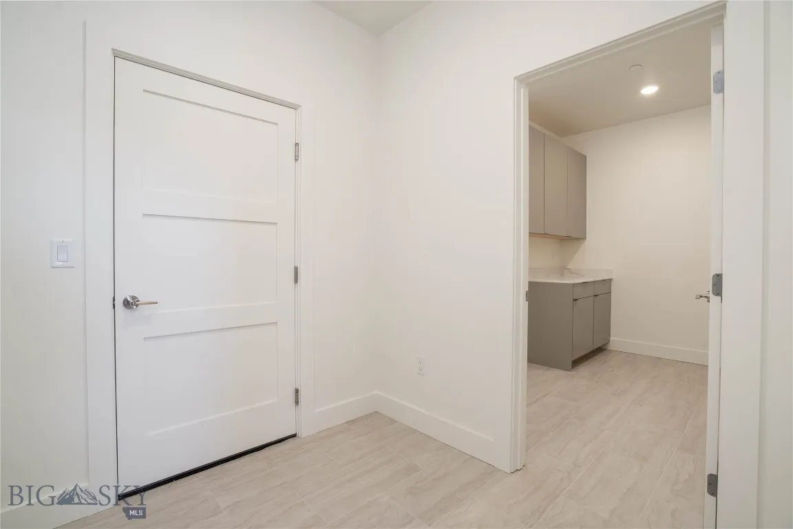 1608 W Beall Street F, Bozeman, Montana 59715, Bozeman, Montana 59715, 2 Bedrooms Bedrooms, ,2 BathroomsBathrooms,Residential,For Sale,1608 W Beall Street F, Bozeman, Montana 59715,0,408903