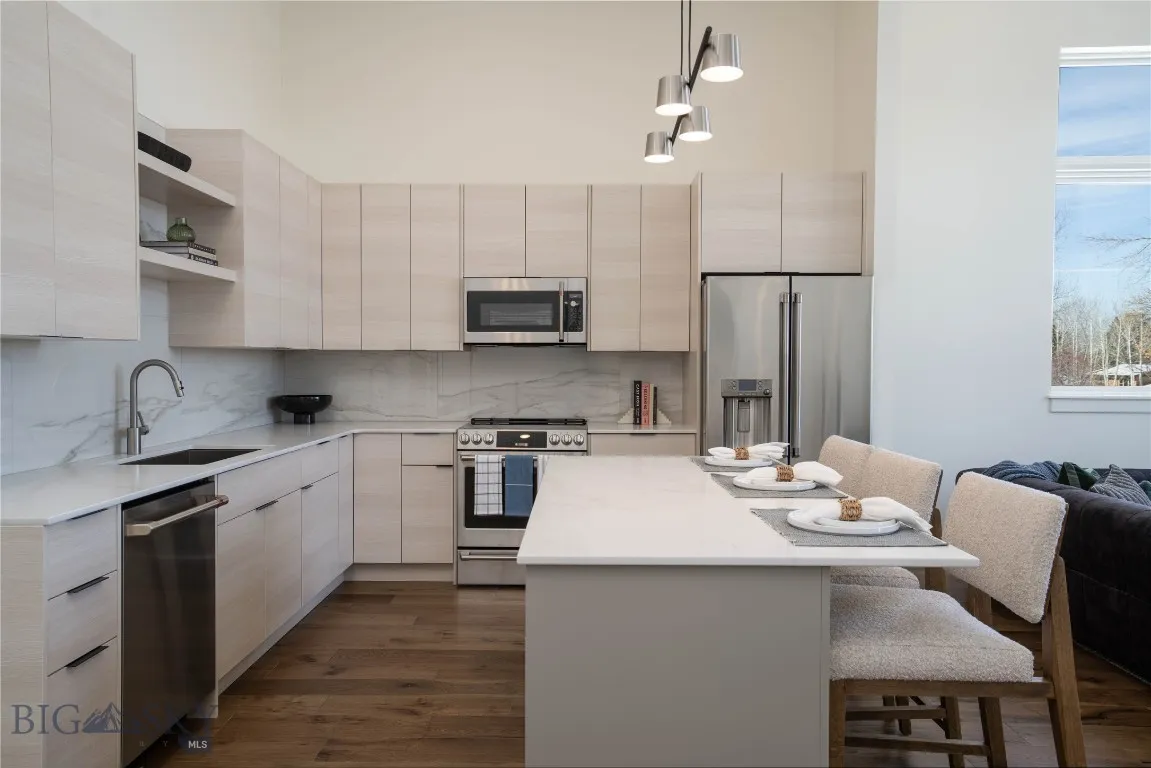 1608 W Beall Street F, Bozeman, Montana 59715, Bozeman, Montana 59715, 2 Bedrooms Bedrooms, ,2 BathroomsBathrooms,Residential,For Sale,1608 W Beall Street F, Bozeman, Montana 59715,0,408903