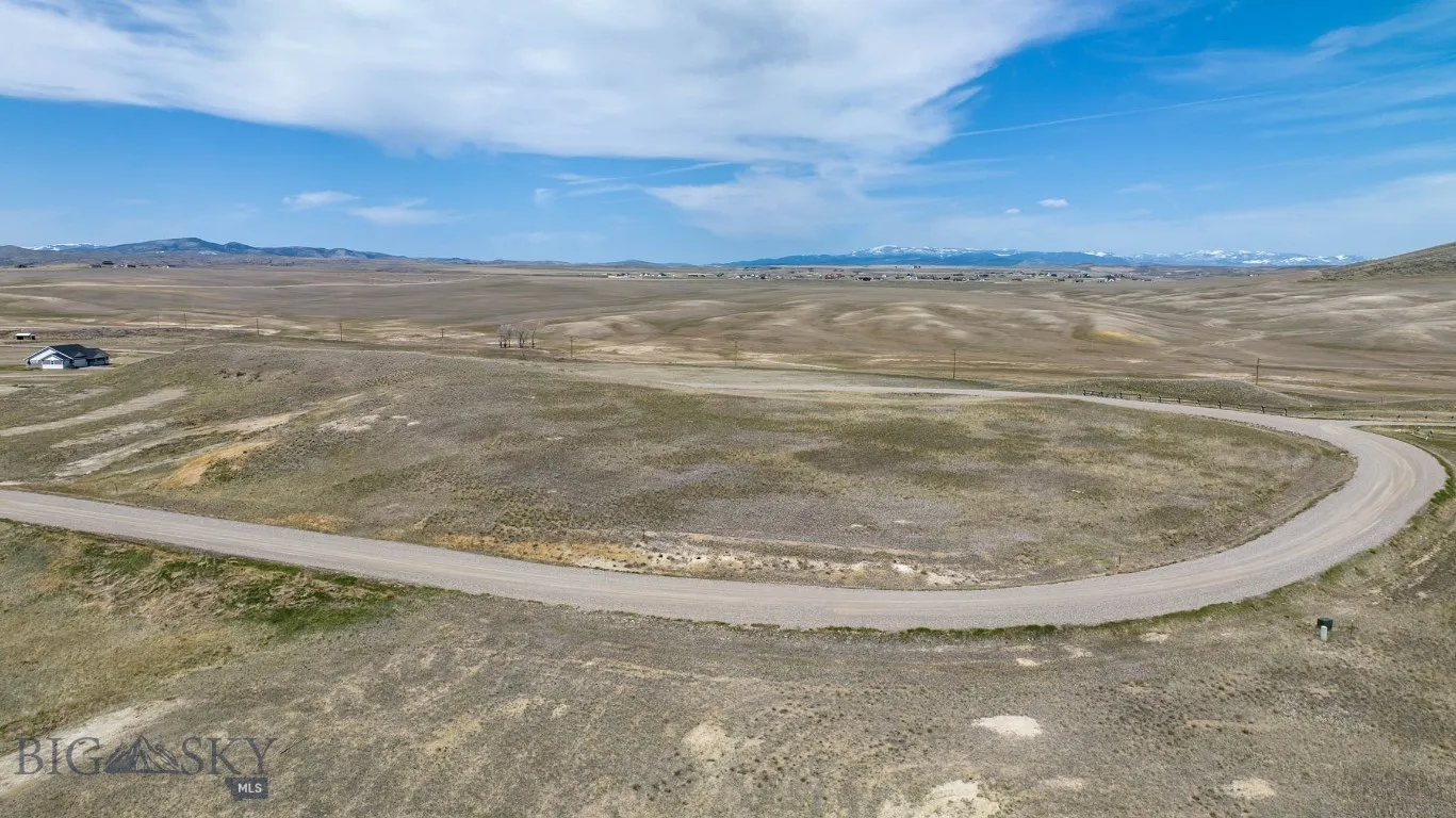 Lot 105, inside of the horseshoe.