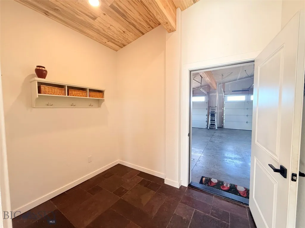 84 Whisper Ridge Road, Butte, Montana 59701, Butte, Montana 59701, 5 Bedrooms Bedrooms, ,3 BathroomsBathrooms,Residential,For Sale,84 Whisper Ridge Road, Butte, Montana 59701,0,408985