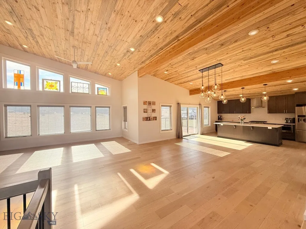 84 Whisper Ridge Road, Butte, Montana 59701, Butte, Montana 59701, 5 Bedrooms Bedrooms, ,3 BathroomsBathrooms,Residential,For Sale,84 Whisper Ridge Road, Butte, Montana 59701,0,408985