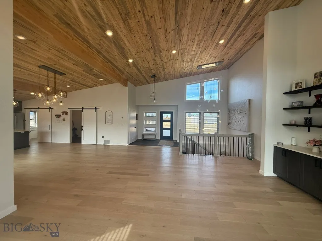 84 Whisper Ridge Road, Butte, Montana 59701, Butte, Montana 59701, 5 Bedrooms Bedrooms, ,3 BathroomsBathrooms,Residential,For Sale,84 Whisper Ridge Road, Butte, Montana 59701,0,408985