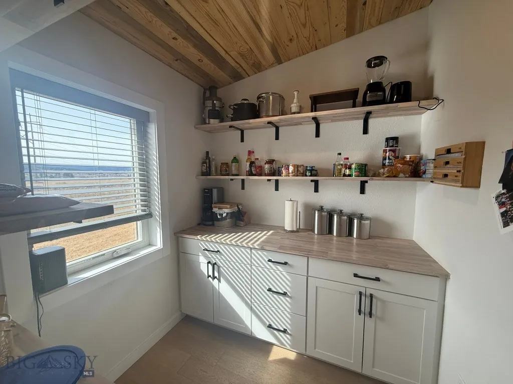 84 Whisper Ridge Road, Butte, Montana 59701, Butte, Montana 59701, 5 Bedrooms Bedrooms, ,3 BathroomsBathrooms,Residential,For Sale,84 Whisper Ridge Road, Butte, Montana 59701,0,408985