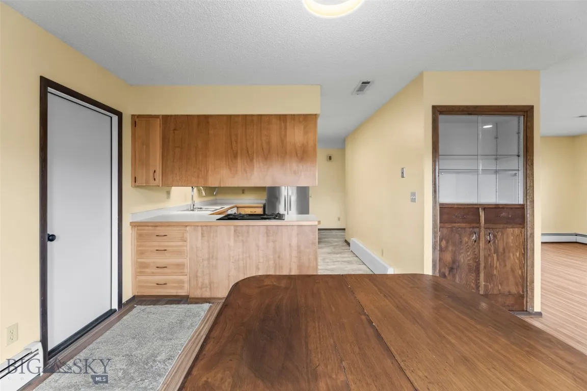 526 N 10th, Bozeman, Montana 59715, Bozeman, Montana 59715, 4 Bedrooms Bedrooms, ,2 BathroomsBathrooms,Residential,For Sale,526 N 10th, Bozeman, Montana 59715,0,409103