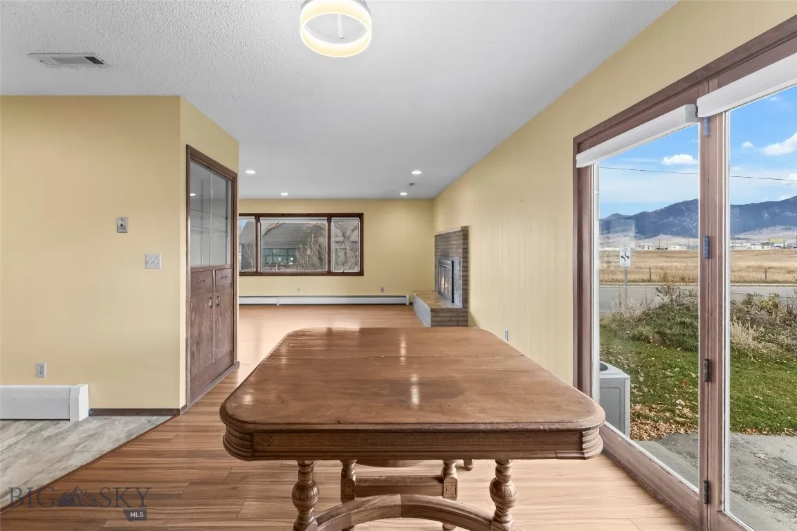 526 N 10th, Bozeman, Montana 59715, Bozeman, Montana 59715, 4 Bedrooms Bedrooms, ,2 BathroomsBathrooms,Residential,For Sale,526 N 10th, Bozeman, Montana 59715,0,409103