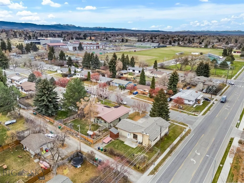 526 N 10th, Bozeman, Montana 59715, Bozeman, Montana 59715, 4 Bedrooms Bedrooms, ,2 BathroomsBathrooms,Residential,For Sale,526 N 10th, Bozeman, Montana 59715,0,409103