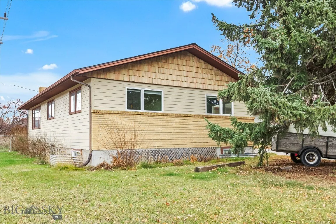 526 N 10th, Bozeman, Montana 59715, Bozeman, Montana 59715, 4 Bedrooms Bedrooms, ,2 BathroomsBathrooms,Residential,For Sale,526 N 10th, Bozeman, Montana 59715,0,409103